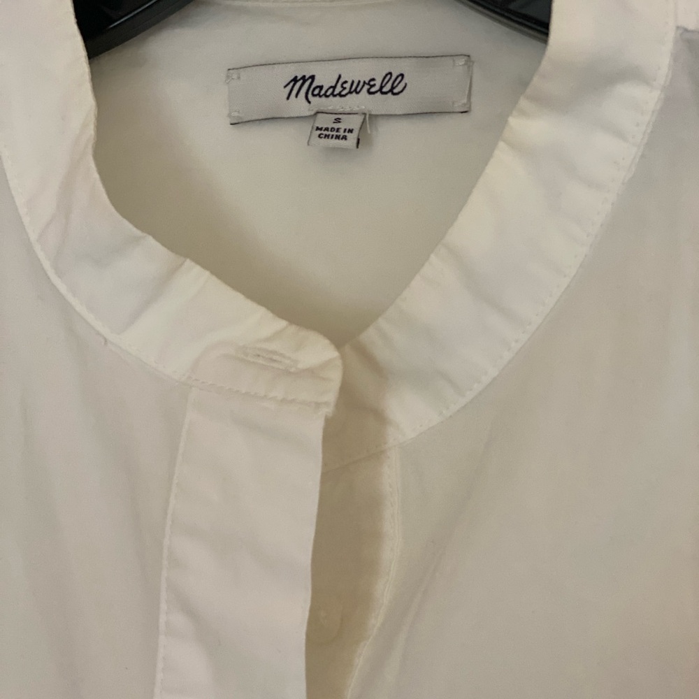 White Button-Up Blouse - Picture 4 of 6